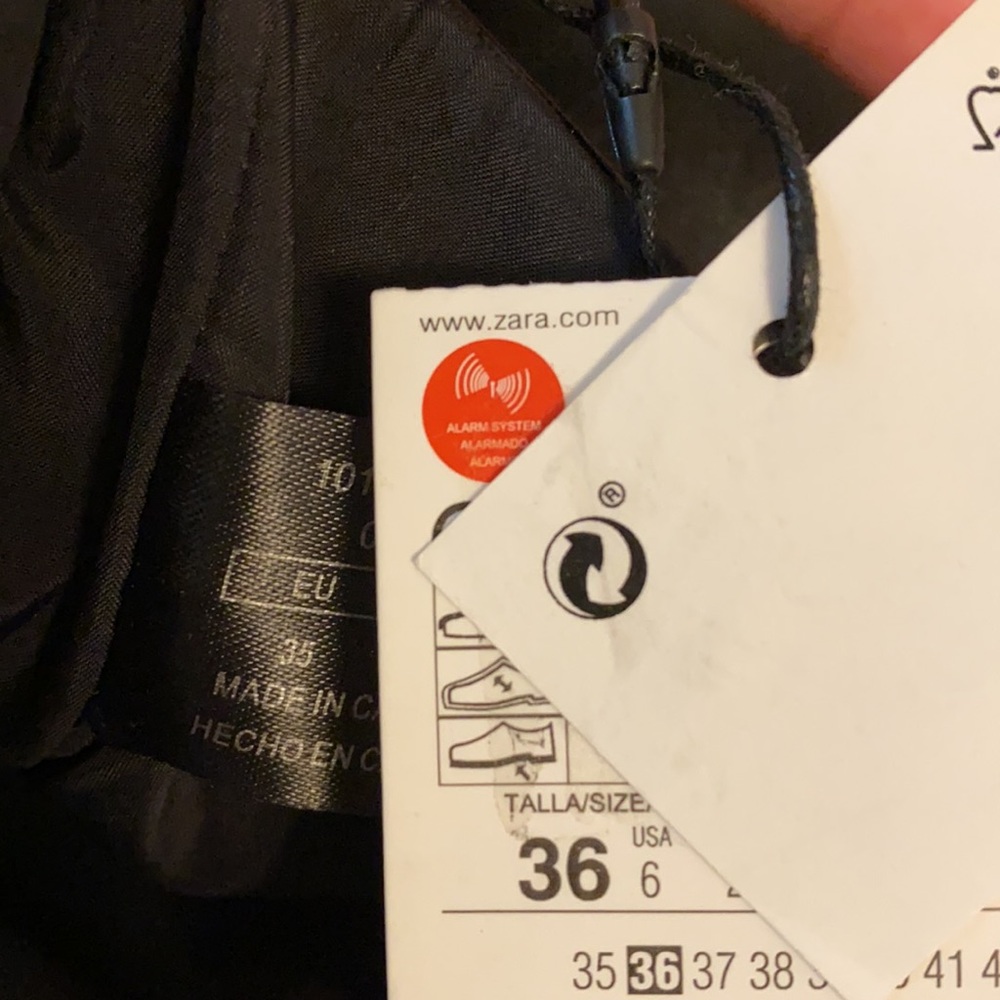 🌺☀️HP☀️🌺 𝐋𝐀𝐒𝐓 𝗡𝗪𝗧 𝗭𝗮𝗿𝗮 • High Shaft Treaded Sole Boots - Picture 15 of 17